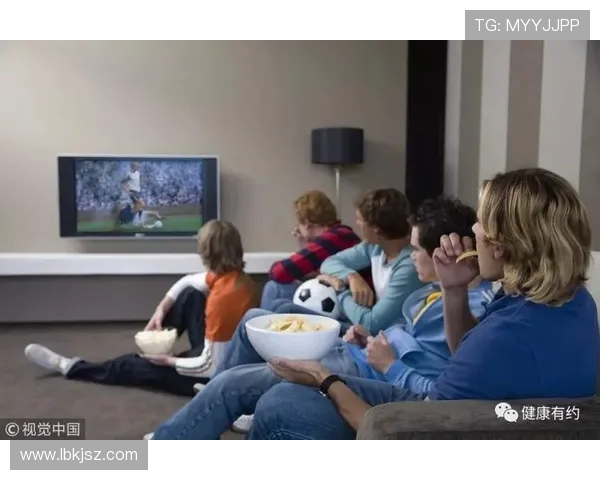 熬夜追看世界杯引发猝死背后的健康危机与生命警钟长鸣再次敲响社会 熬夜追看世界杯引发猝死背后的健康危机与生命警钟长鸣再次敲响社会